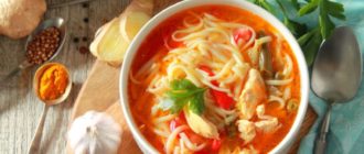 Восточный суп с креветками и рисовой лапшой. Изысканное первое блюдо 19