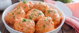 Сытные и сочные ленивые голубцы с подливой в духовом шкафу 16