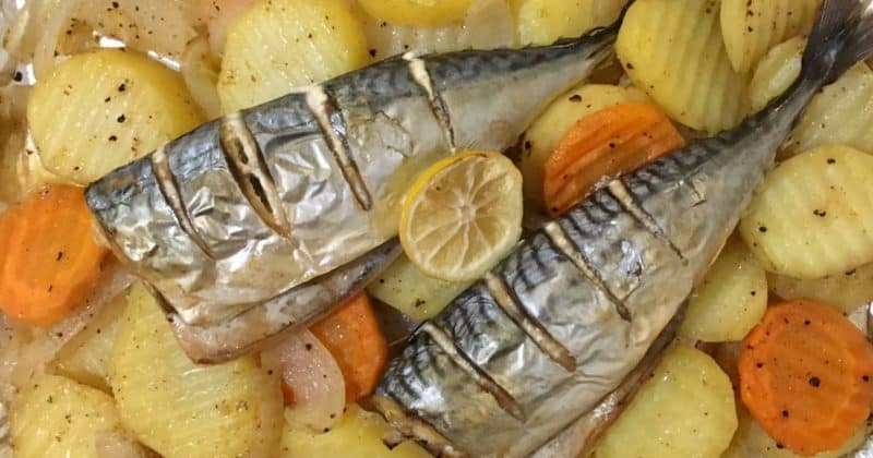 Любимая скумбрия на подушке из овощей 4 скумбрия на подушке