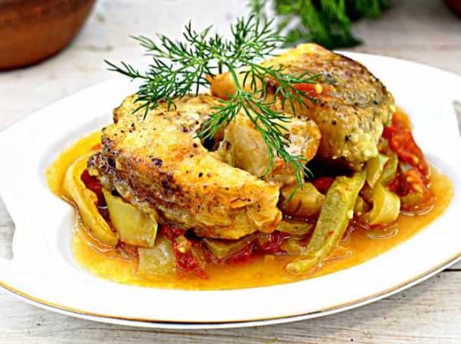 Чолент фиш: в еврейской кухне тушат рыбу с овощами 6 Чолент фиш