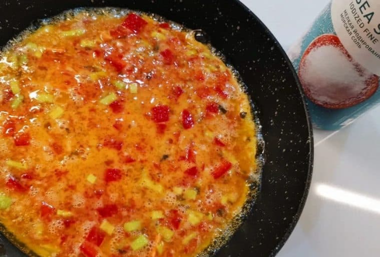 Яичница с рамиро: перец придаст особый вкус и порадует семью на завтрак 6 Яичница с рамиро